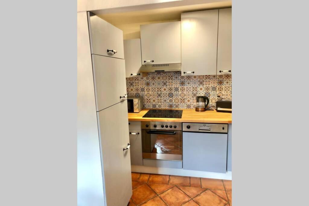 Apartment Zum Goldenen Lowen Inkl. Parkplatz & Wlan Erfurt Dış mekan fotoğraf